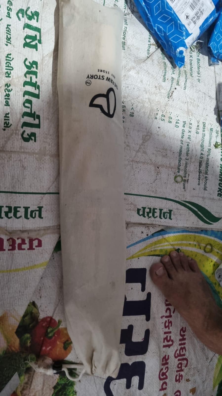 Portable Pet Hammock Bed – Foldable Elevated Cat & Dog Resting Cot | Breathable, Durable, and Easy-to-Carry Pet Lounger for Indoor & Outdoor Use