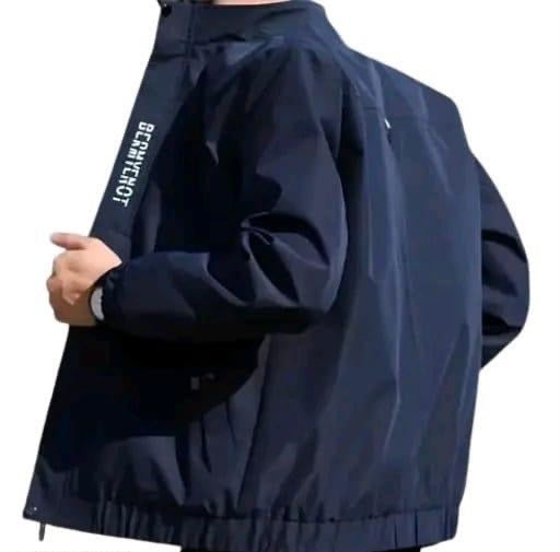 Men Solid Windcheater Sporty Cuffed Sleeves Polyster Jacket